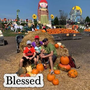 Meet your Posher, Esmeralda